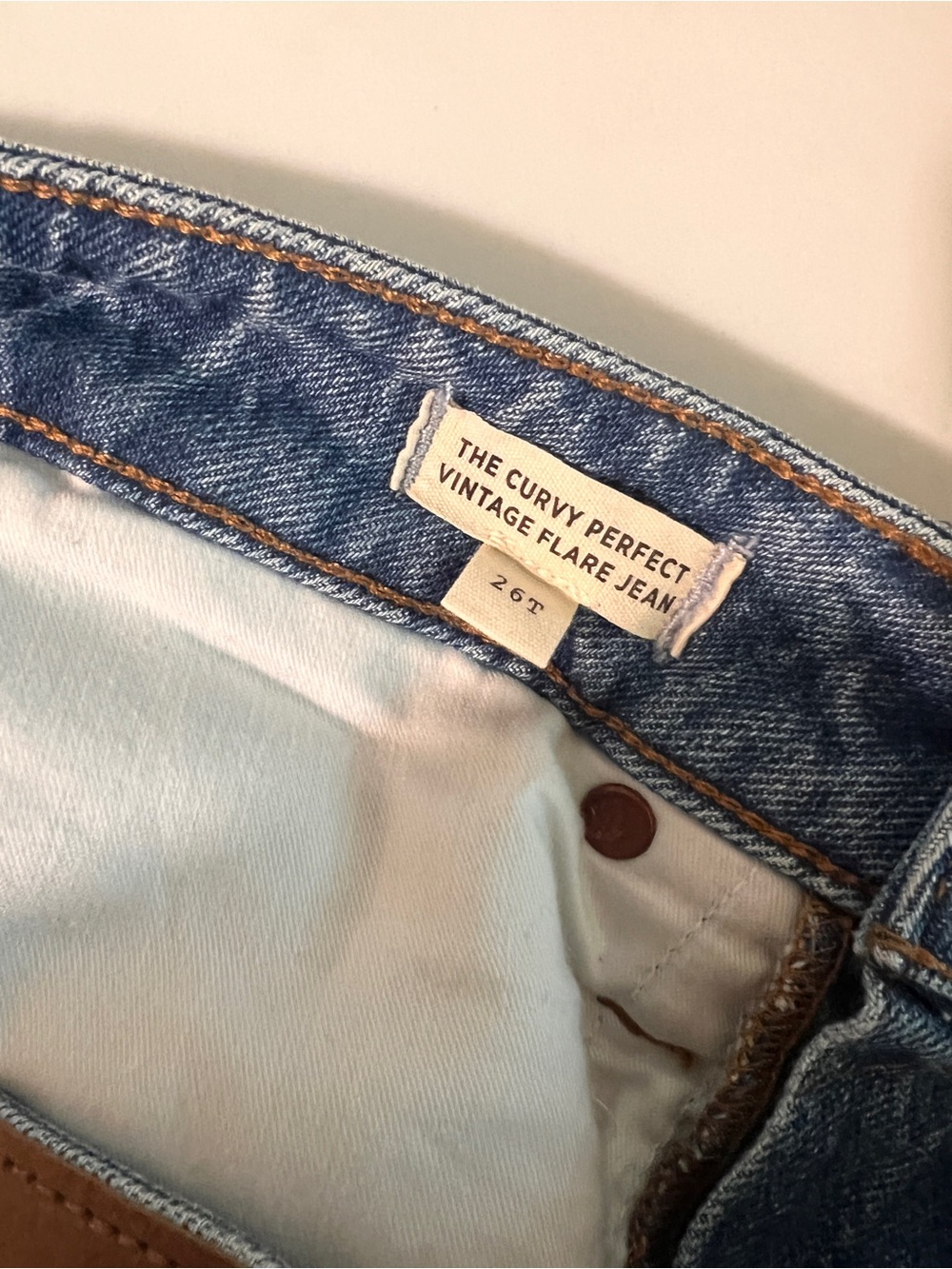 Madewell The Tall Curvy Perfect Vintage Flare Jean in Delavan Wash - Picture 8 of 9